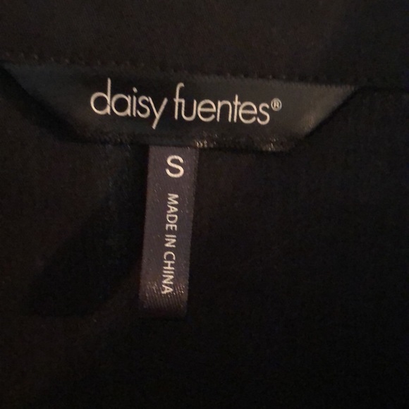 Daisy Fuentes blouse - Picture 2 of 8
